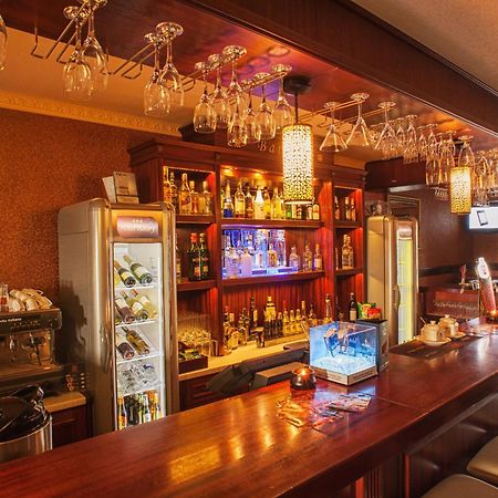 Hotel Batory Tluszcz Bagian luar foto